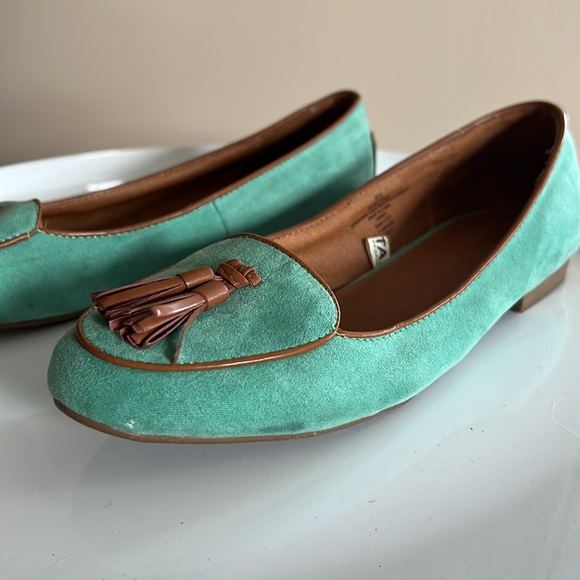 Merona Teal Suede Flats Size 5.5 - Picture 3 of 5